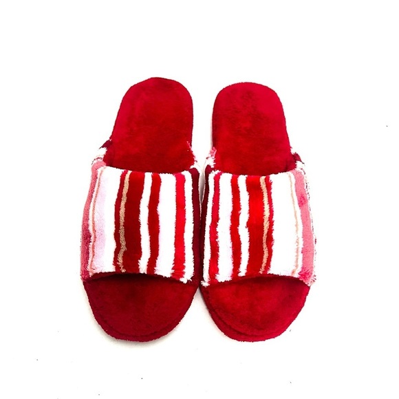 Coasters Shoes - Vintage 1990s deadstock red plush fuzzy striped slippers